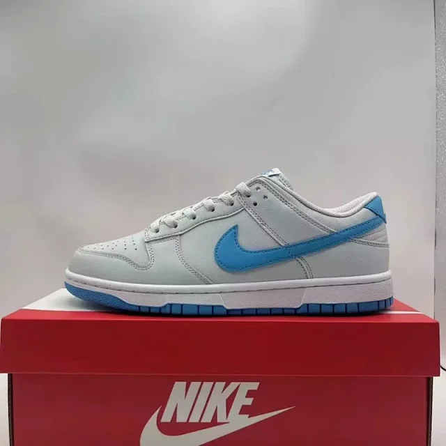 Nike Sneakers Dunk Low Retro product detail image 11