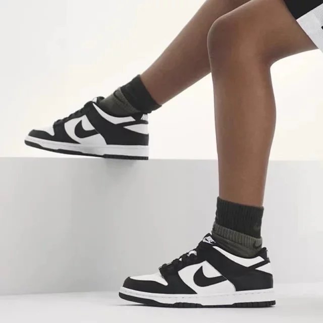 Nike Dunk Low Panda Black/White Sneakers - 30