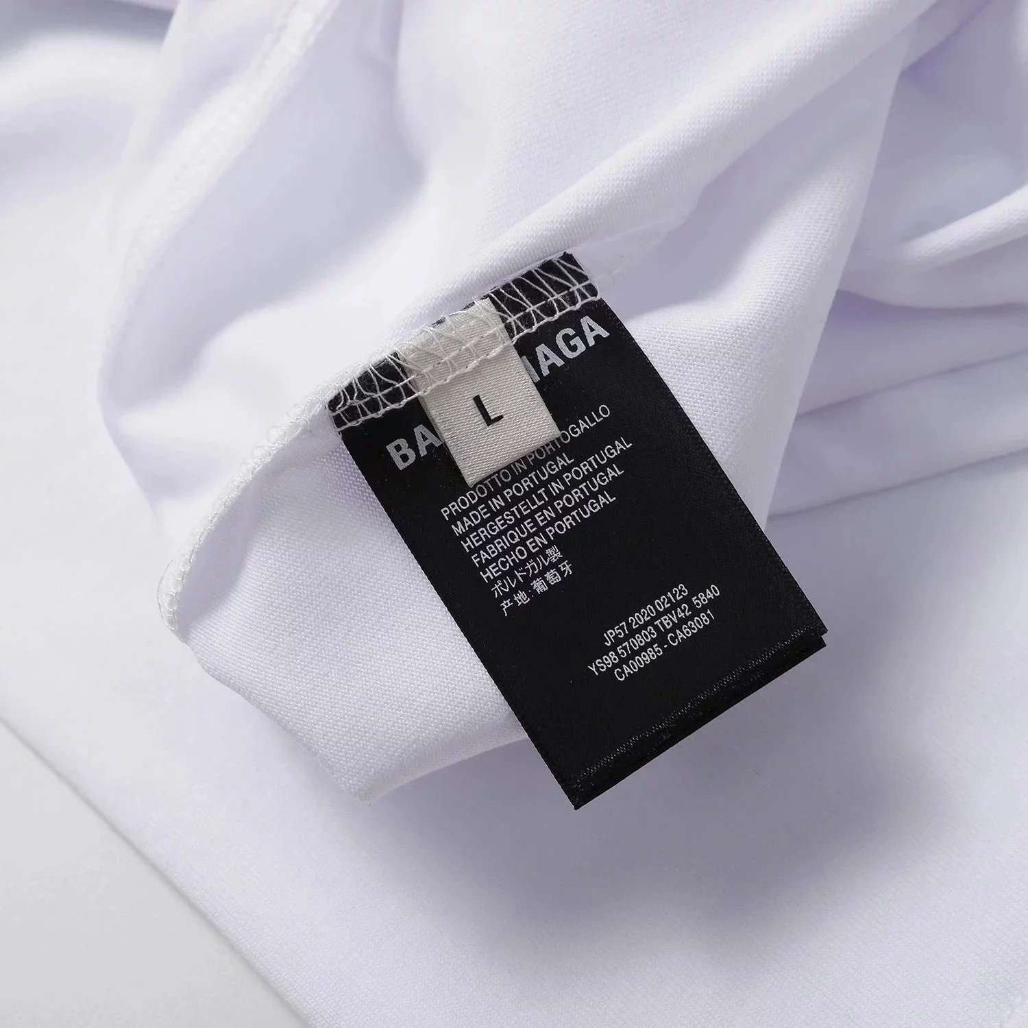 Balenciaga Embroidered Crest T-Shirt White - 27