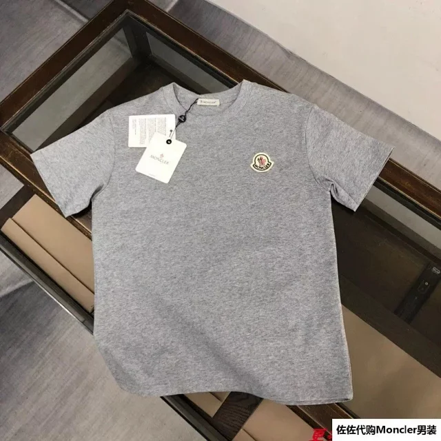 Moncler T-Shirts Short-Sleeve Logo-Print T-Shirt product detail image 13