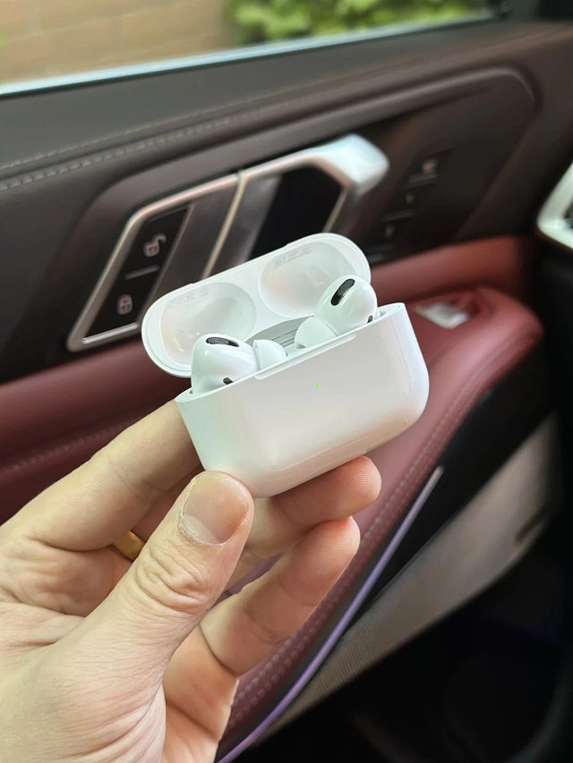 Airpods: seller detail photo 11