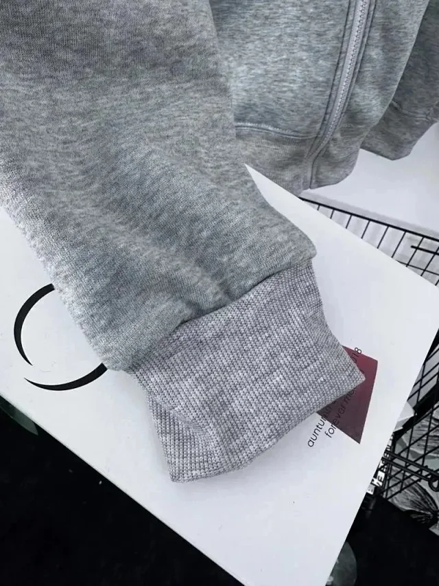 Lacoste Hoodies & Sweatshirts Zip-Up Hooded Sweatshirt with Crocodile Logo product detail image 12