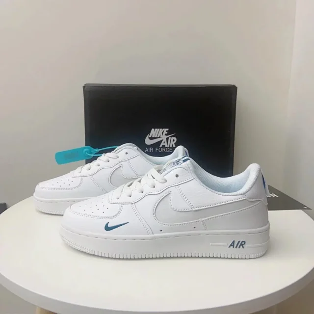 Nike Sneakers Air Force 1 '07 low-top product detail image 11