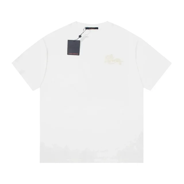 Louis Vuitton T-Shirts Short-sleeve logo graphic product detail image 31