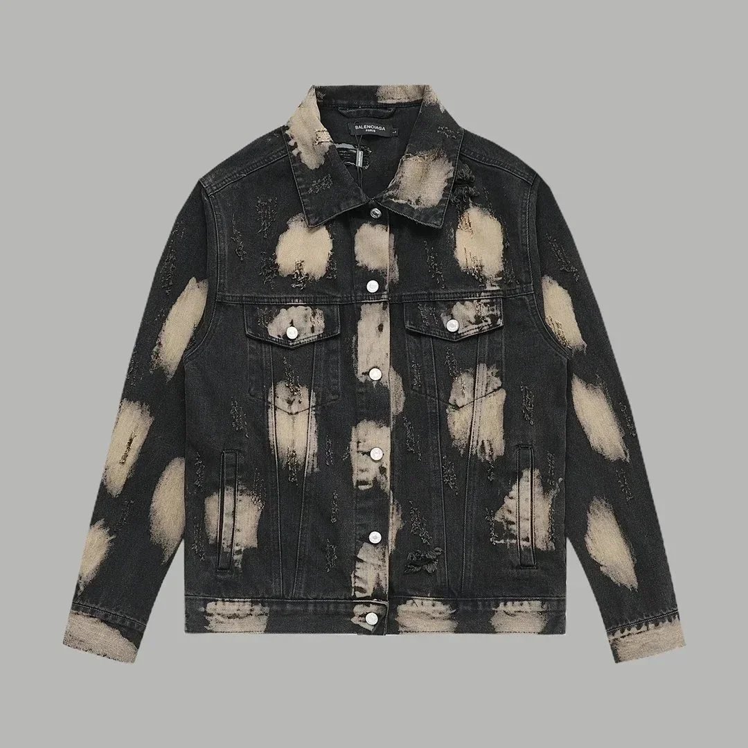 Balenciaga Hooded Windbreaker Jacket in Beige - 52
