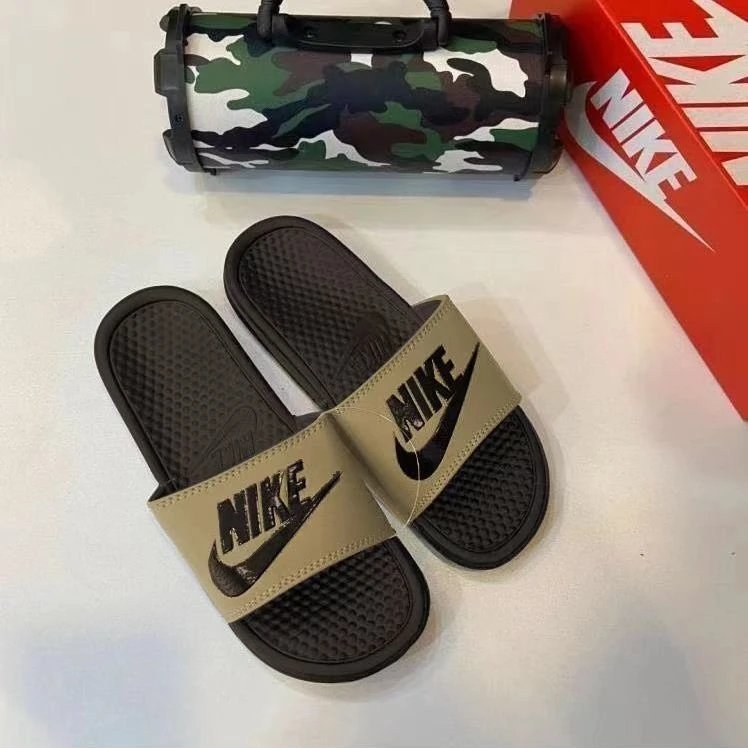 Slippers photo 4