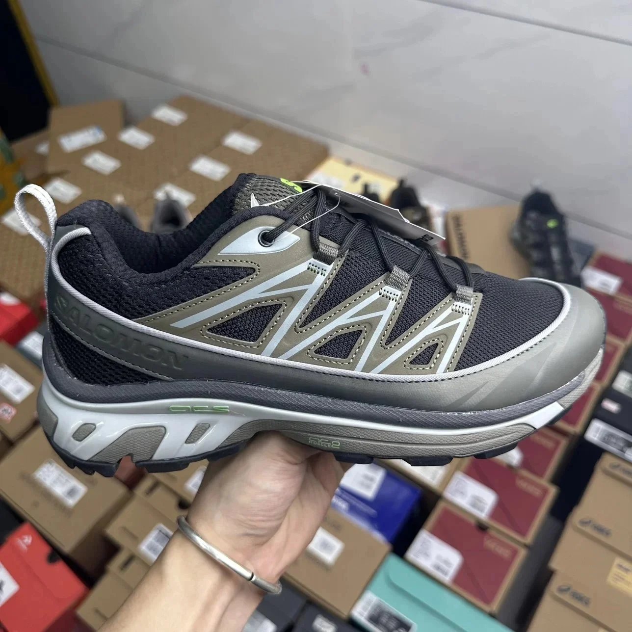 Salomon XT-6 Expanse Unisex Trail Running Shoes Black Gray