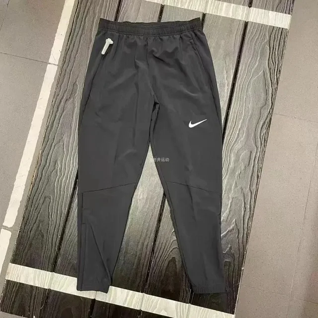 Nike Jackets Hooded lightweight zip jacket product detail image 4
