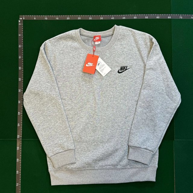 Nike Sweatshirt: seller detail photo 8