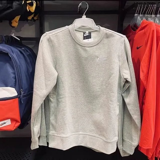 Nike Sweatshirt: seller detail photo 6