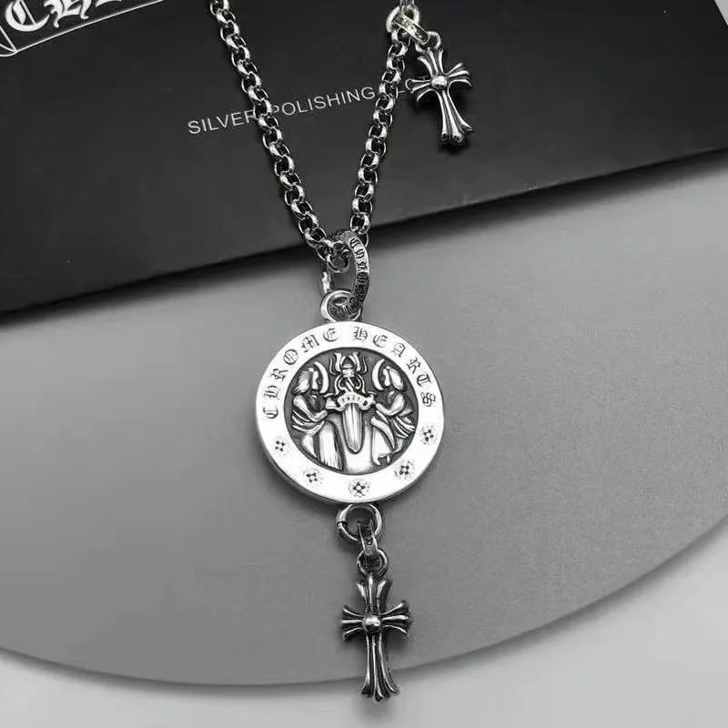 Collar Chrome Hearts