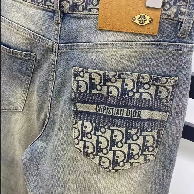 Dior Jeans: seller detail photo 11
