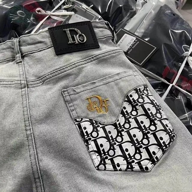 Dior Jeans: seller detail photo 3
