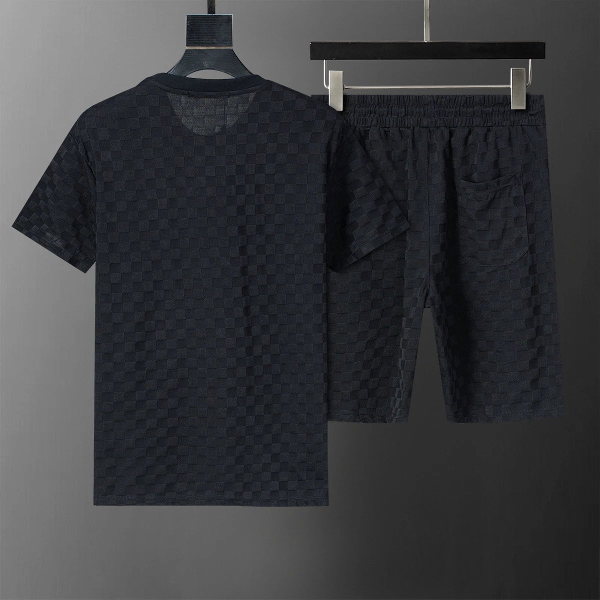 High-quality short-sleeved suit, round neck suit, classic style, letter-printed cotton suit, same style for men and women