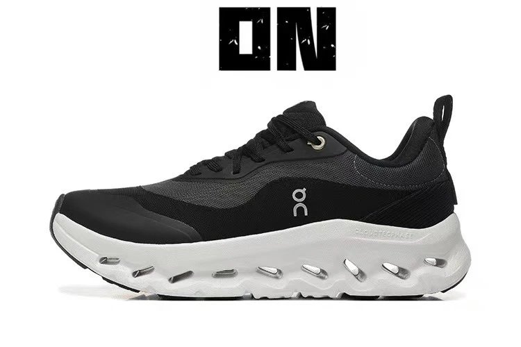 On Sneakers Cloudtilt — On Running LOEWE Second generation 532 Black and white