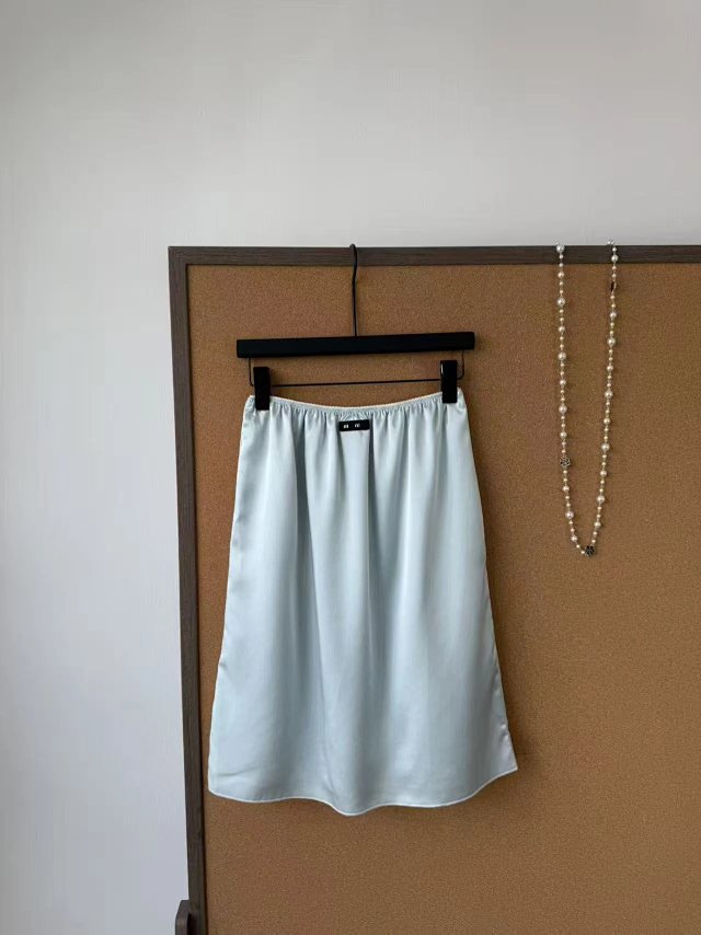 Blue Logo-Patch Cropped Satin Top: seller detail photo 5