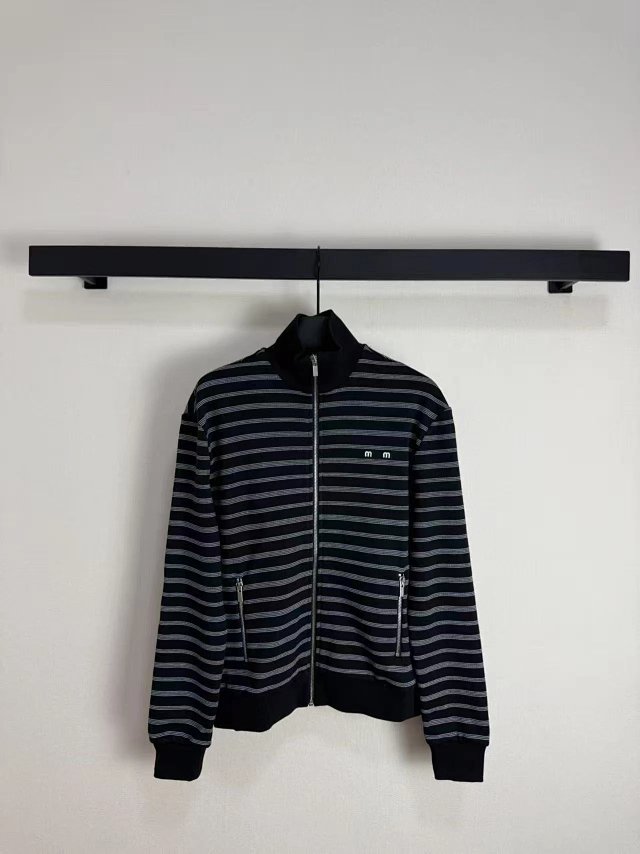 Cotton sweatshirt jacket: seller detail photo 2