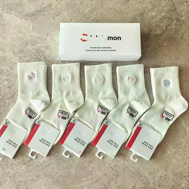 Lululemon Mid‐calf sports socks: seller detail photo 7