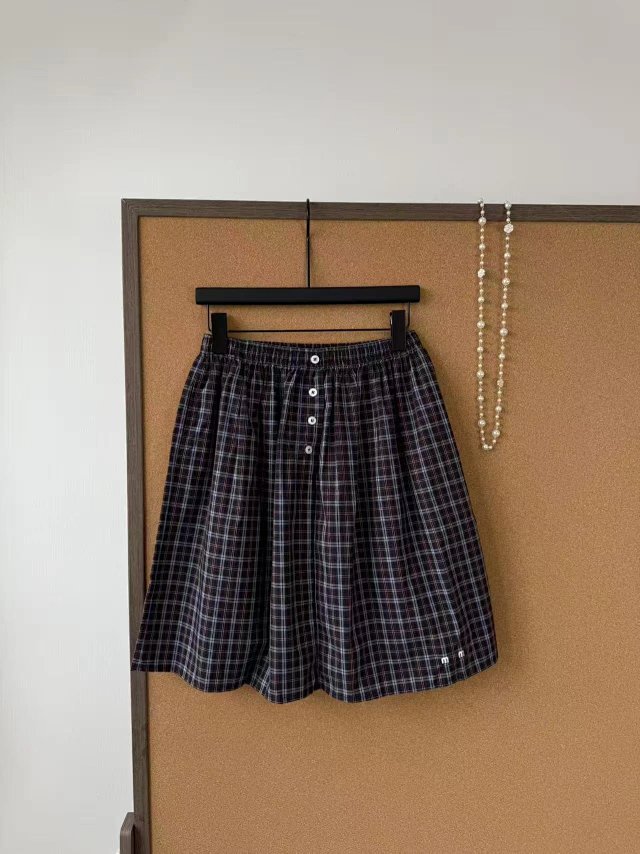 Plaid shirt: seller detail photo 6