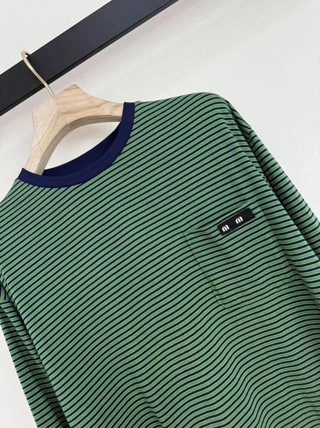 Cashmere sweater: seller detail photo 3