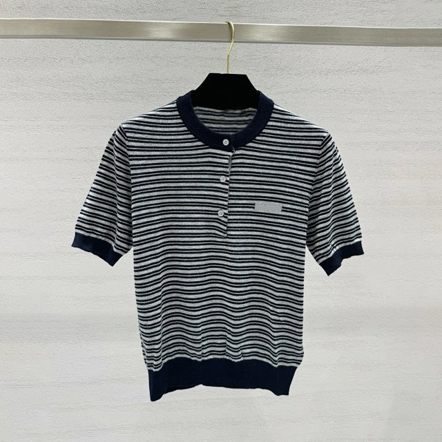 Striped wool sweater: seller detail photo 1