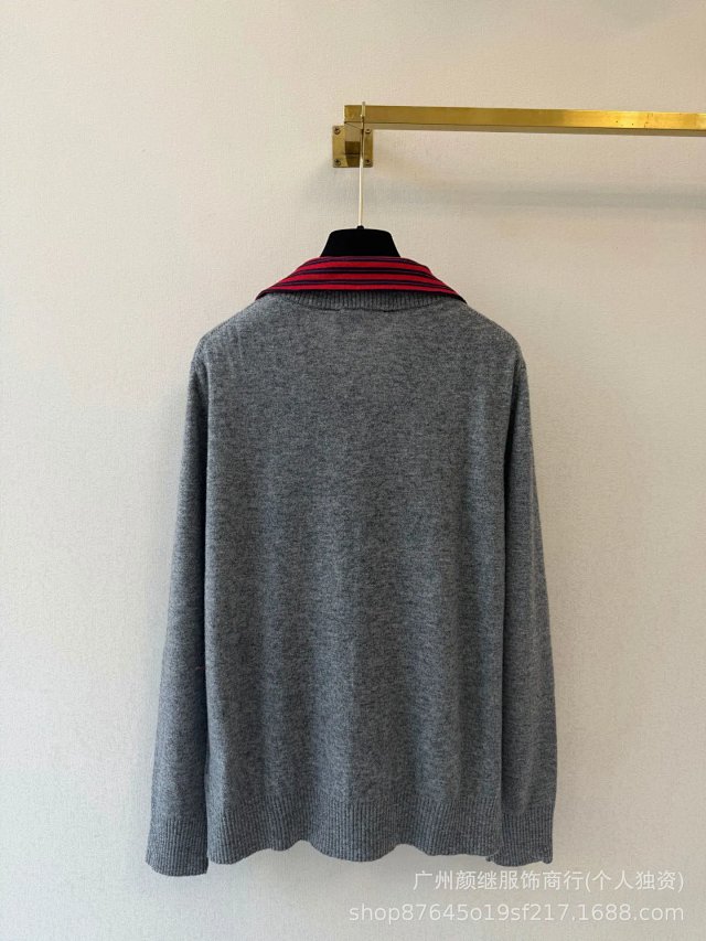 Cashmere and jersey sweater: seller detail photo 6