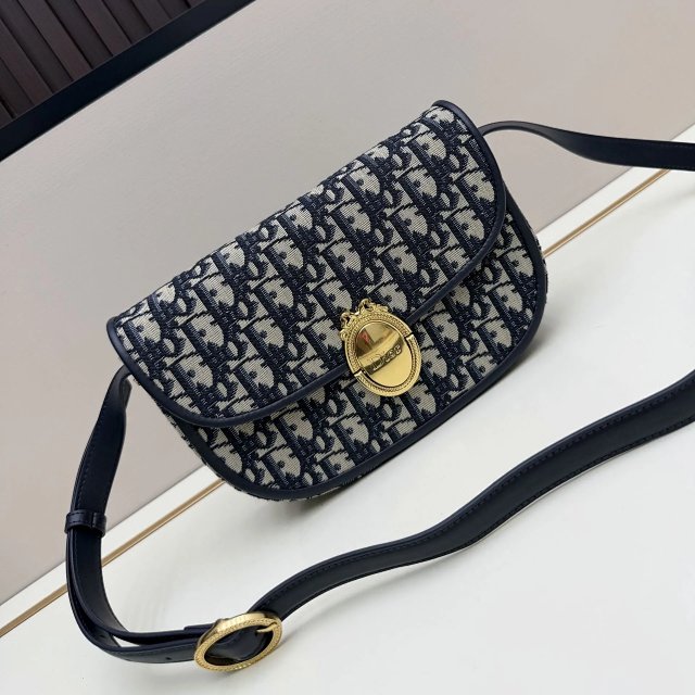 Dior: seller detail photo 2