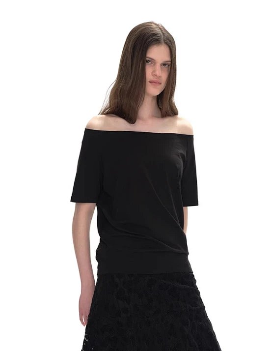 Lightweight Off-Shoulder Short Sleeve T-Shirt: seller detail photo 4