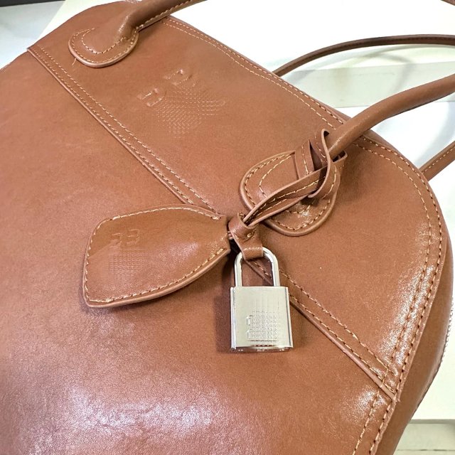 Miumiu: seller detail photo 6