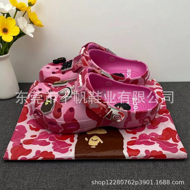 Crocs Shoes: seller detail photo 4