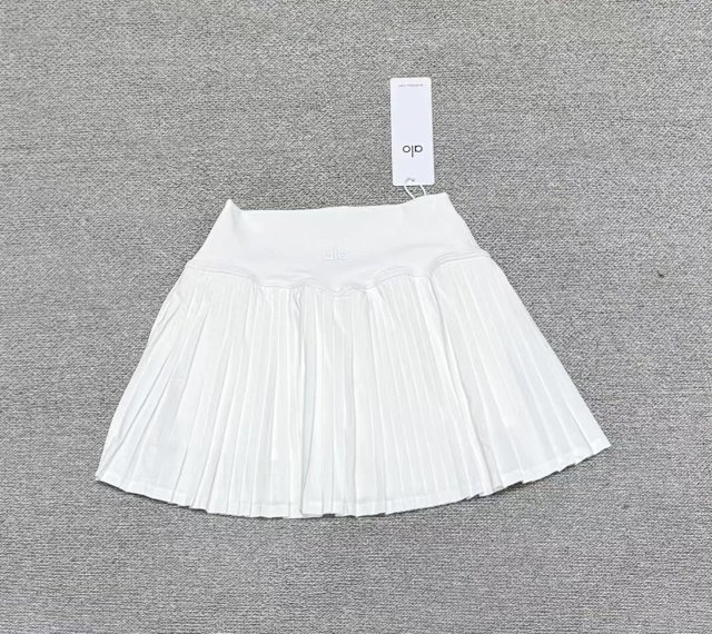 Alo Skirt: seller detail photo 5