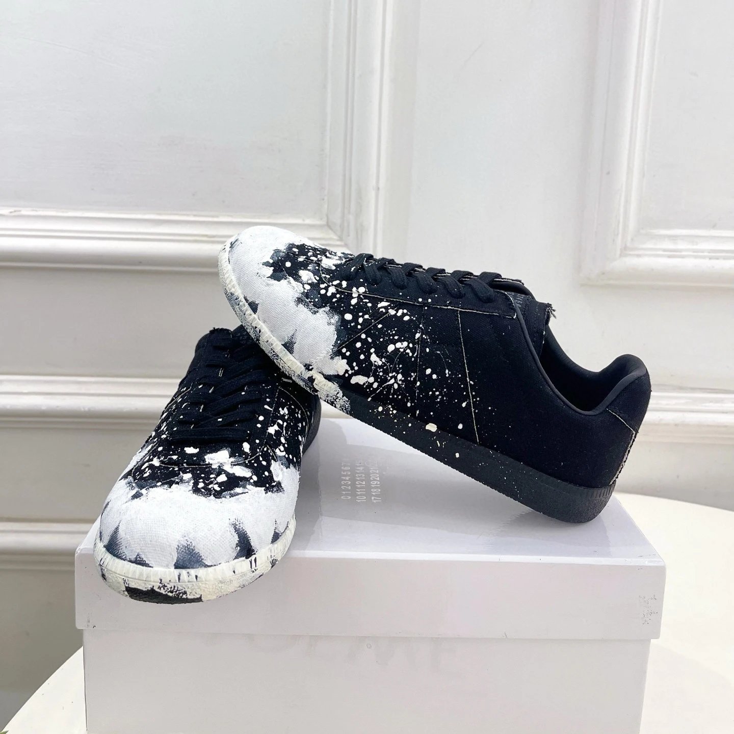 Maison Margiela Replica Low Paint Splatter Black White