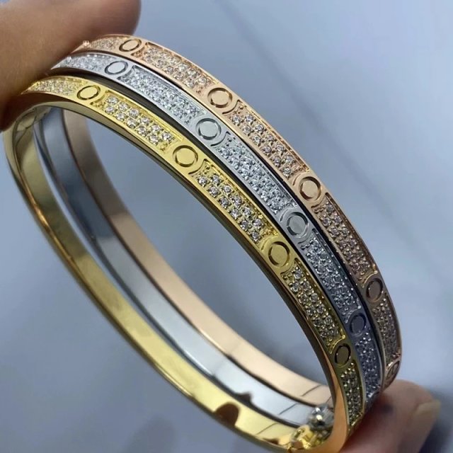Cartier LOVE Bracelets: seller detail photo 9