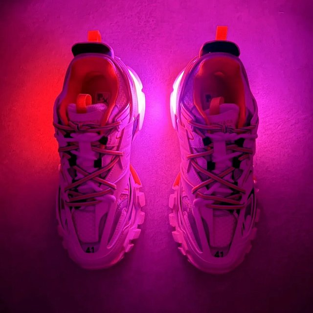 Balenciaga Shoes: seller detail photo 3