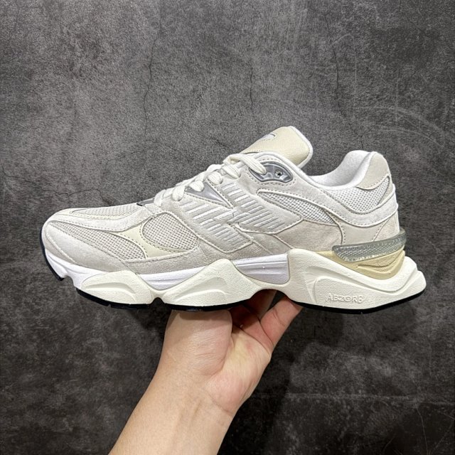 New Balance 530: seller detail photo 2