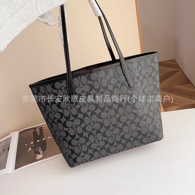 Coach City Tote: seller detail photo 2