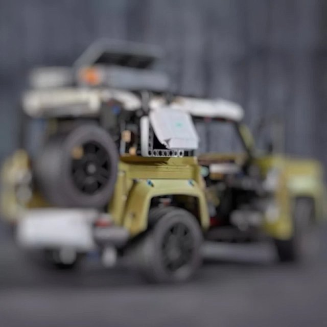 Large-scale, complex build: LEGO Technic-compatible Land Rover Defender off-road vehicle.: seller detail photo 3
