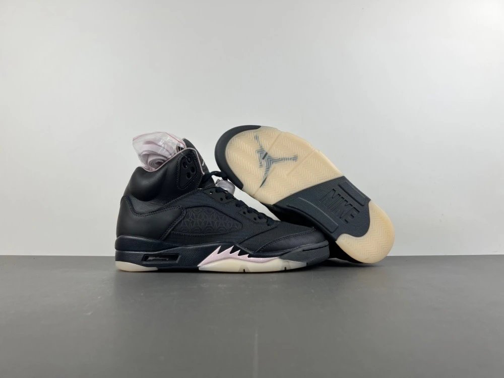 Carbon gray pink hq3004-001