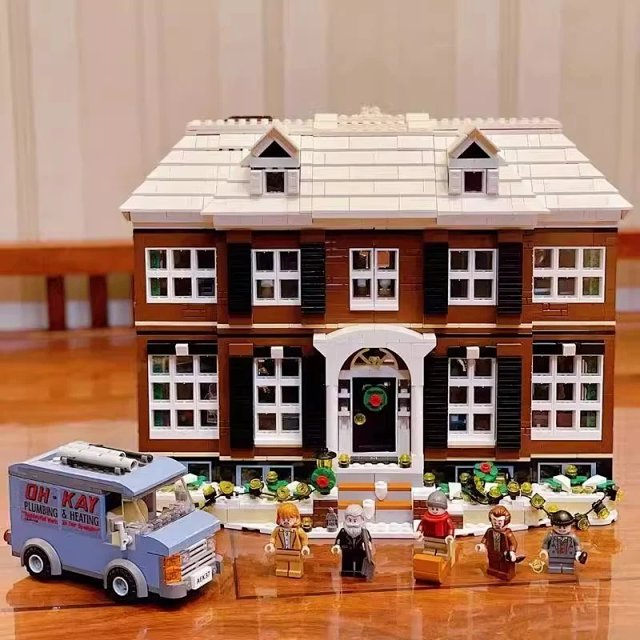 LEGO-compatible *Home Alone* building set model toy: seller detail photo 6