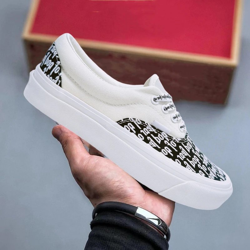 FOG Black White Letter Print Low Top Skate Shoes Velcro Low Top Unisex Canvas Shoes Chinese Streetwear Casual Sneakers