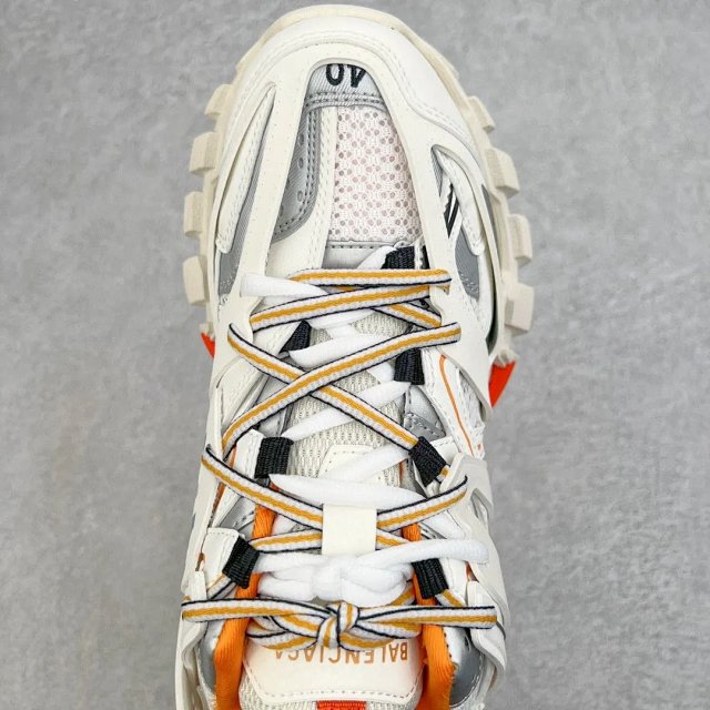 Balenciaga Shoes: seller detail photo 6