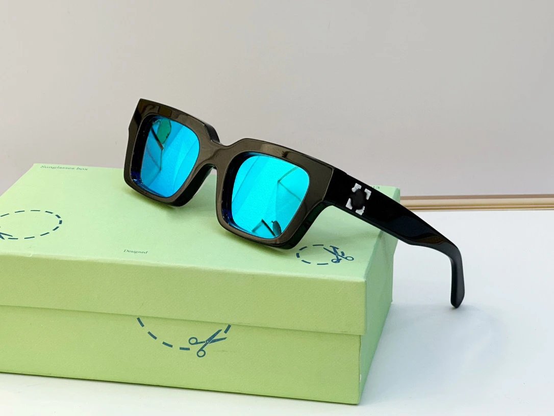 Black Frame Blue Tint Lens (No Case)