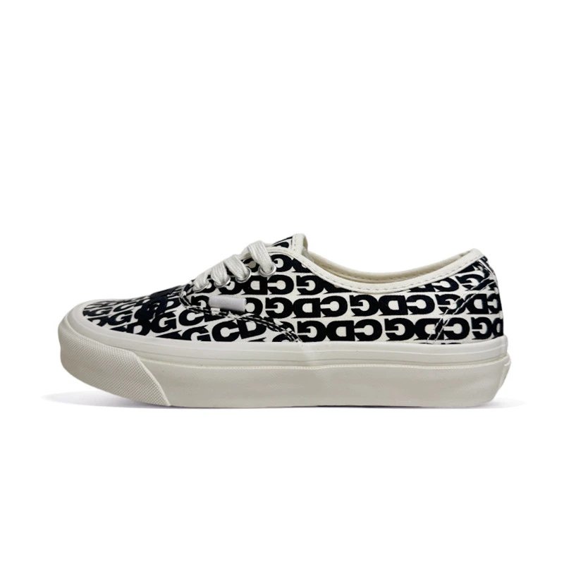Lace-Up CDG Black All-Over Print