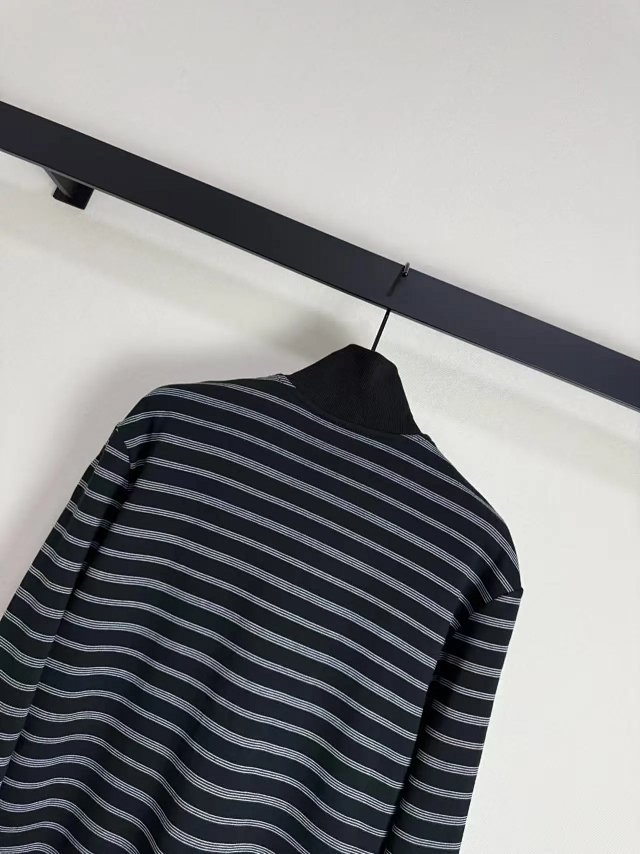 Cotton sweatshirt jacket: seller detail photo 5