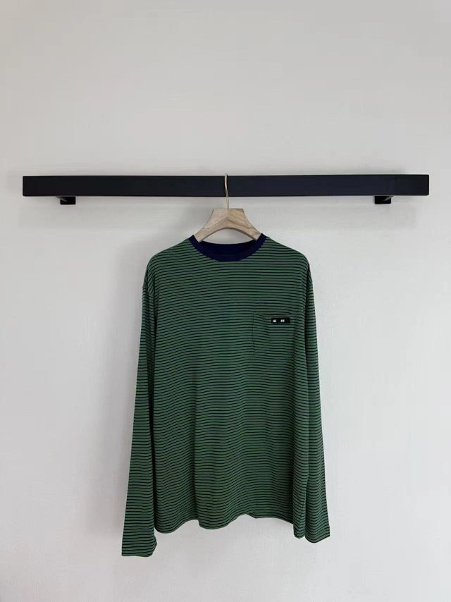 Cashmere sweater: seller detail photo 2