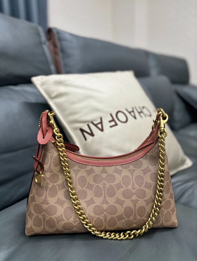 Coach-Juliet: seller detail photo 6