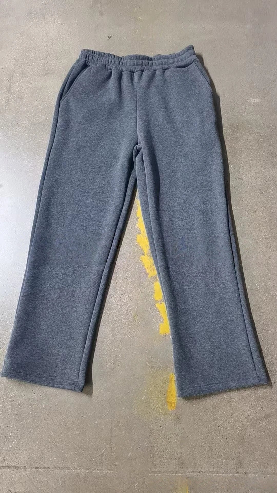 Dark gray (white hook)