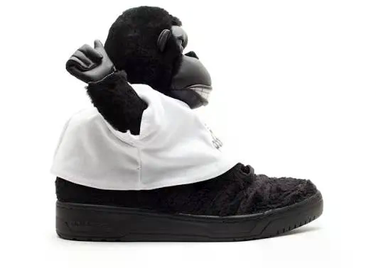 Chimpanzee collaboration