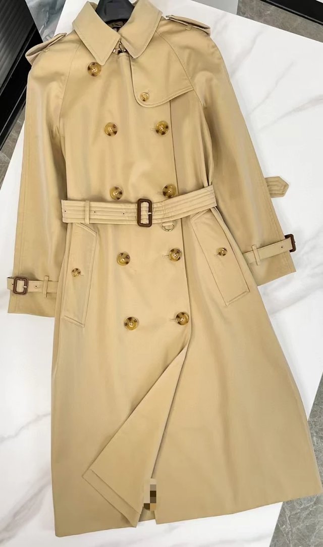 Burberry Chelsea Heritage Long Trench Coat: seller detail photo 4