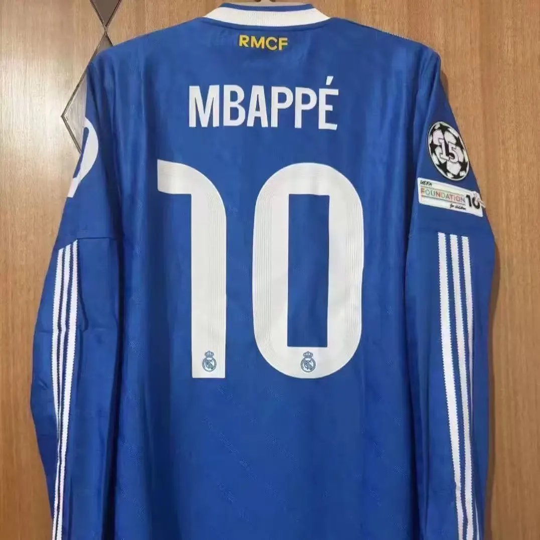 Adidas Real Madrid Cristiano Ronaldo #7 White Long Sleeve Jersey - 17